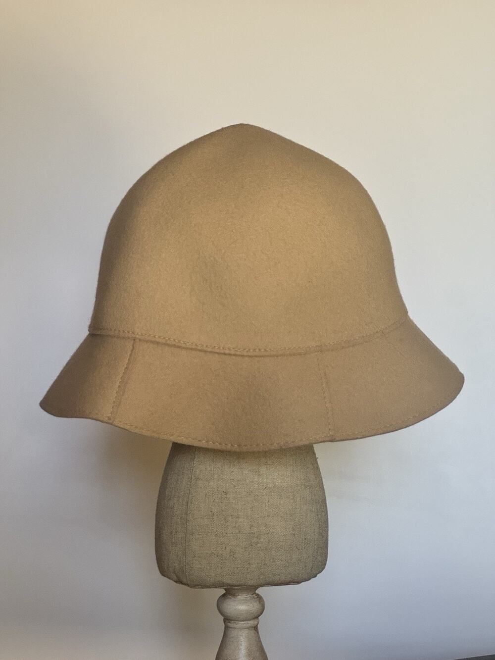 GAP Camel Tan Wool Bucket Hat Winter Cloche Casual Fisherman Hat M/L